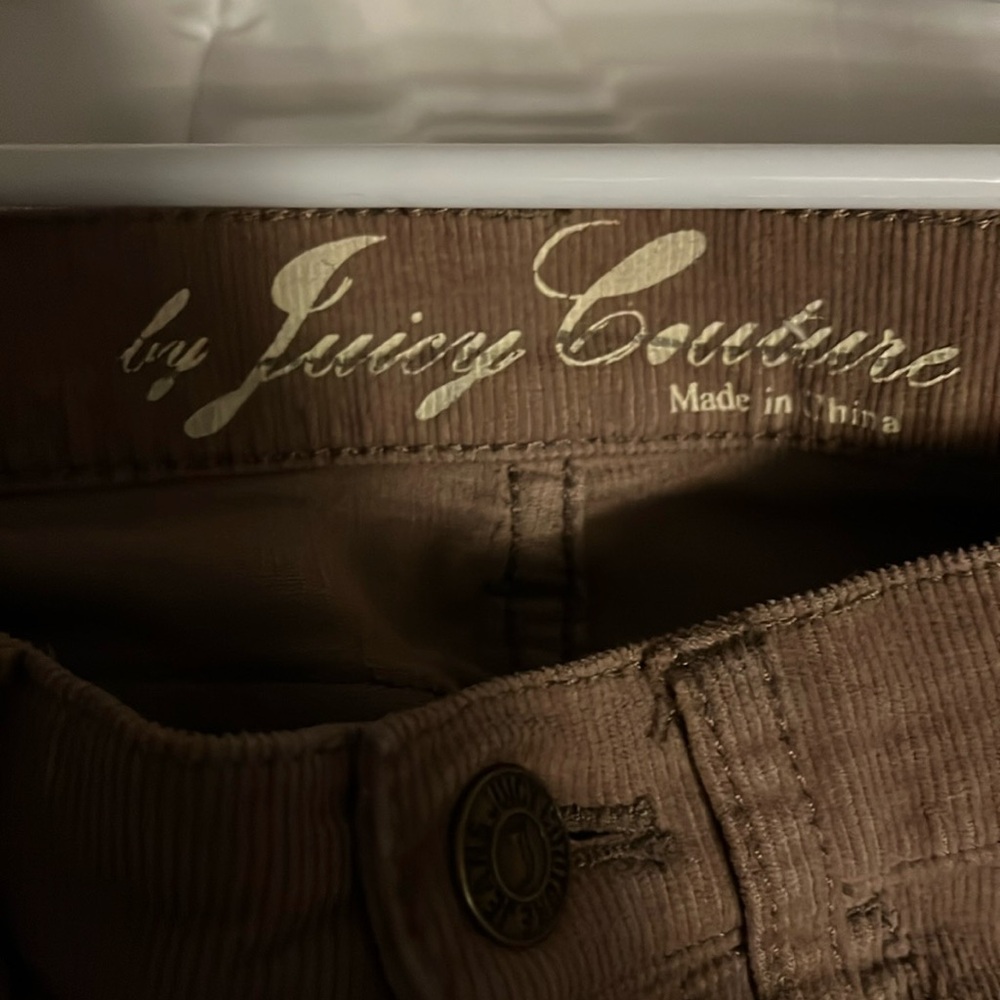 Juicy couture
Corduroy 
Brown